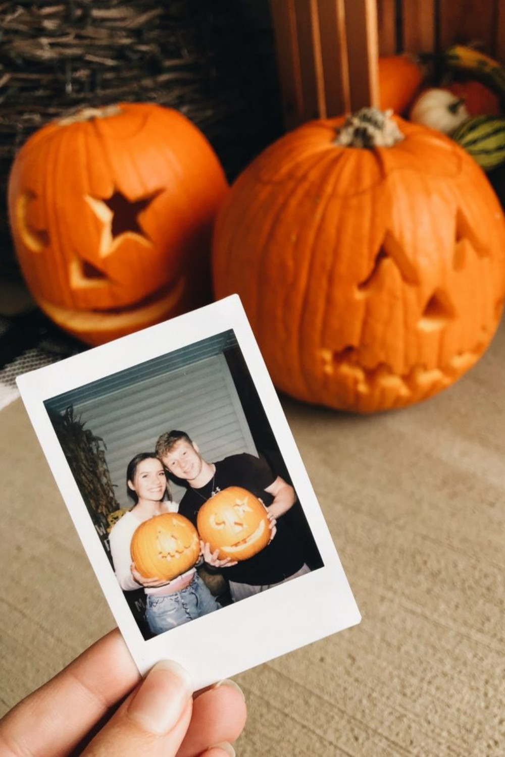 36-wickedly-adorable-halloween-date-ideas-that-will-bewitch-you